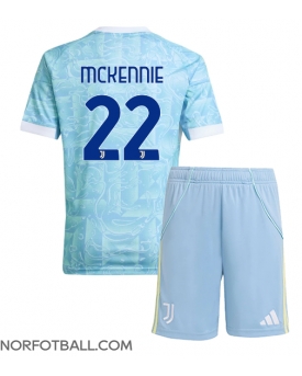 Billige Fotballdrakt Juventus Weston McKennie #22 Replika Bortedraktsett Barn 2025-26 Kortermet (med bukser)